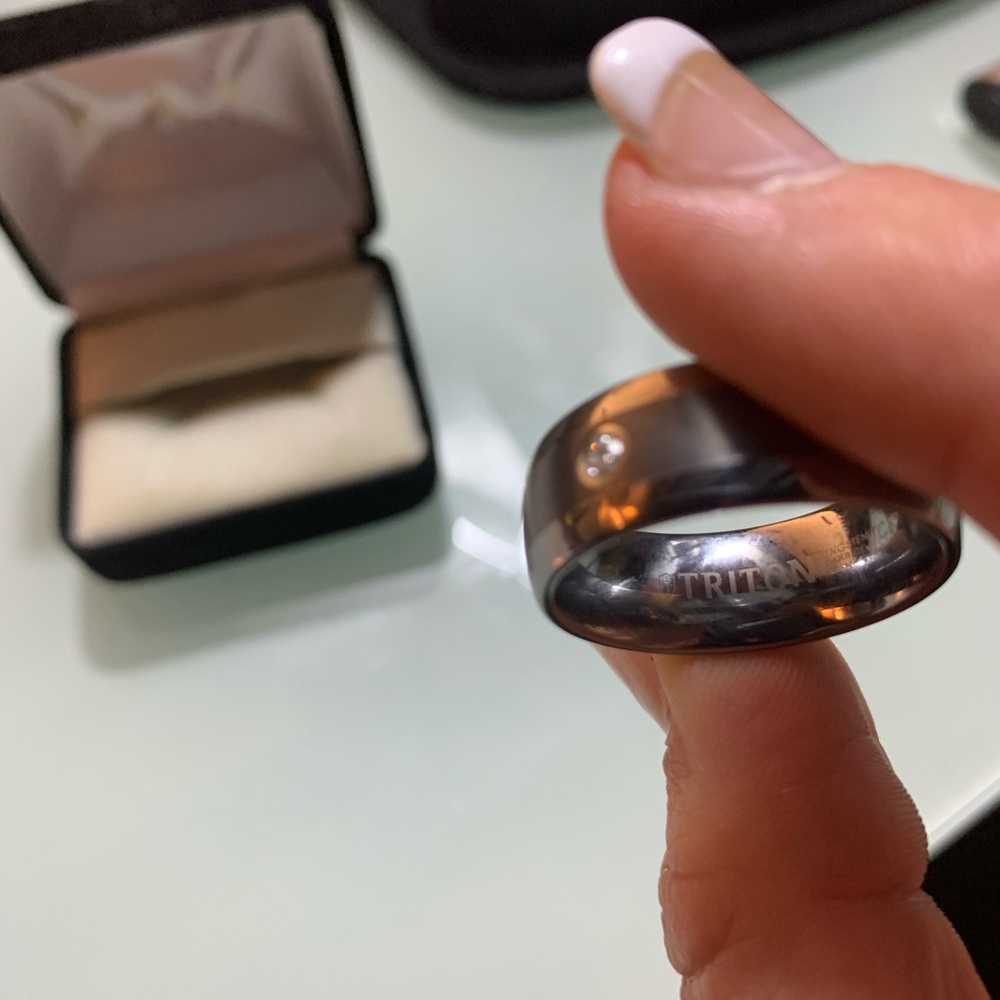 Men’s wedding band 1/15 Diamond